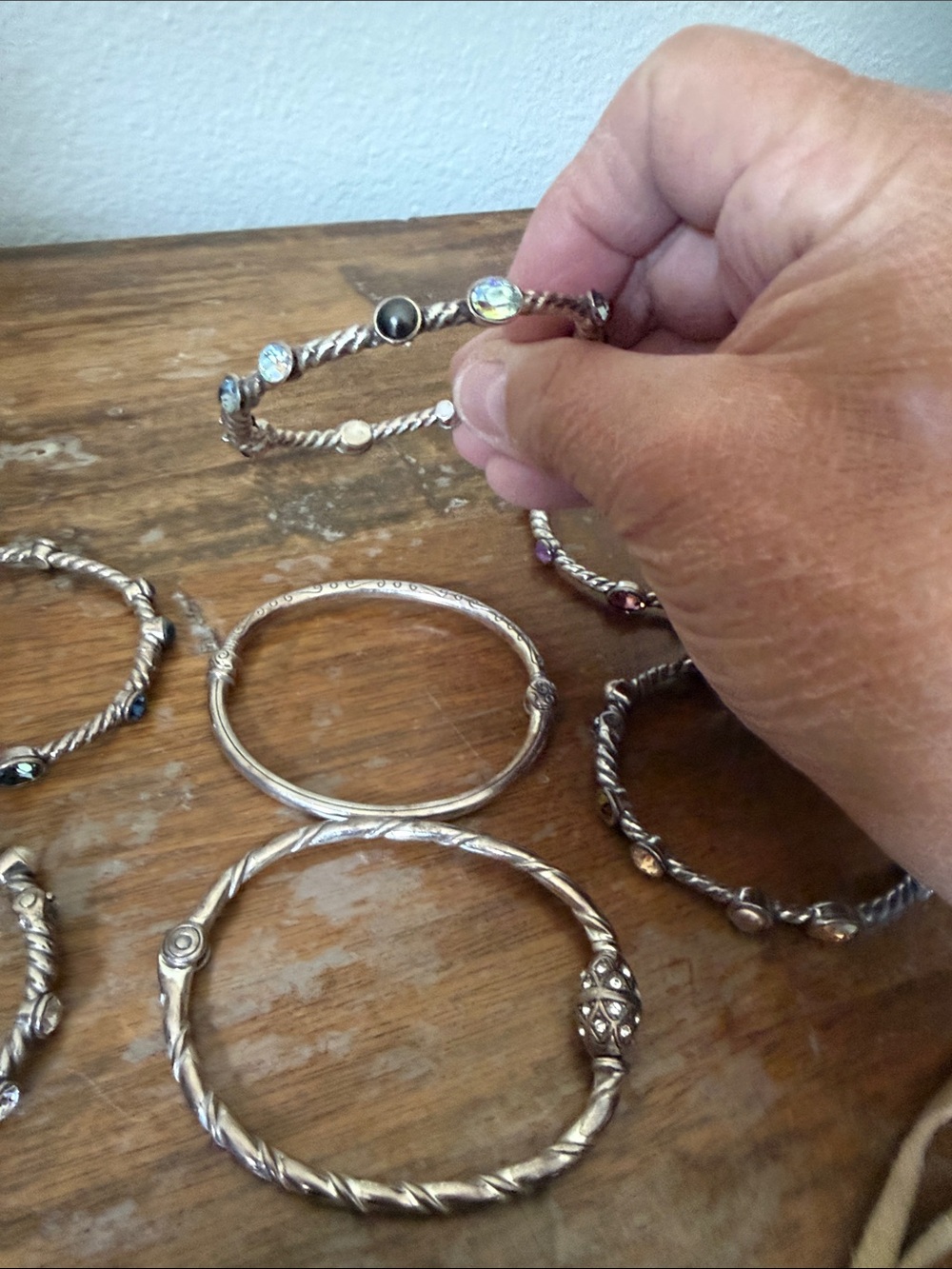 Lot for Sale! Brighton Silver Tone Bangles Bracelet Set with Pearlescent Accents - Picture 6 of 11